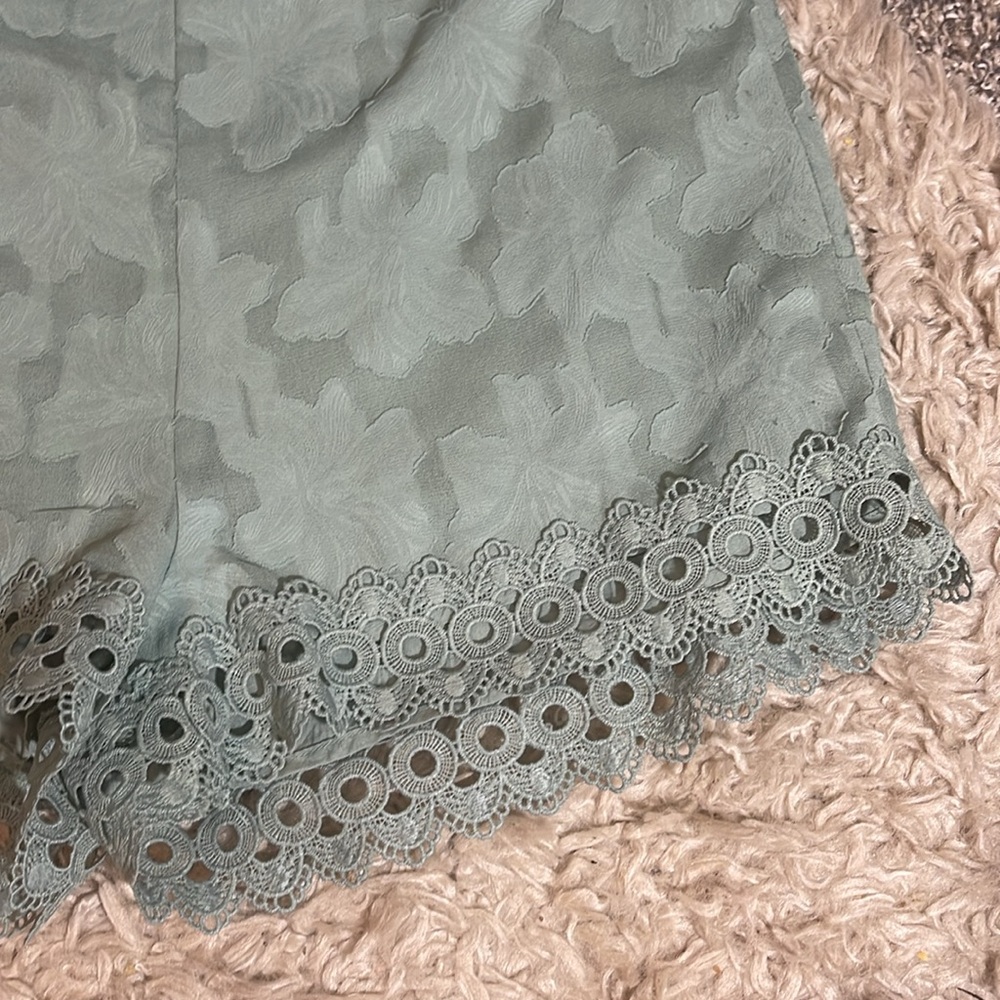 Blue Rain Mint/Sage Green Lace Crochet Trim Shorts, L - Picture 2 of 3